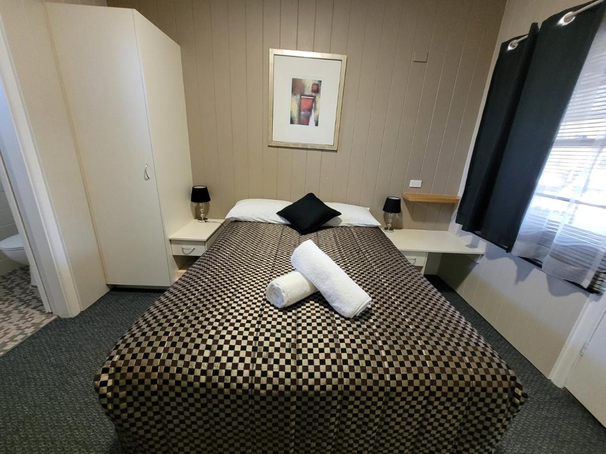 Titania Motel Oberon Extérieur photo