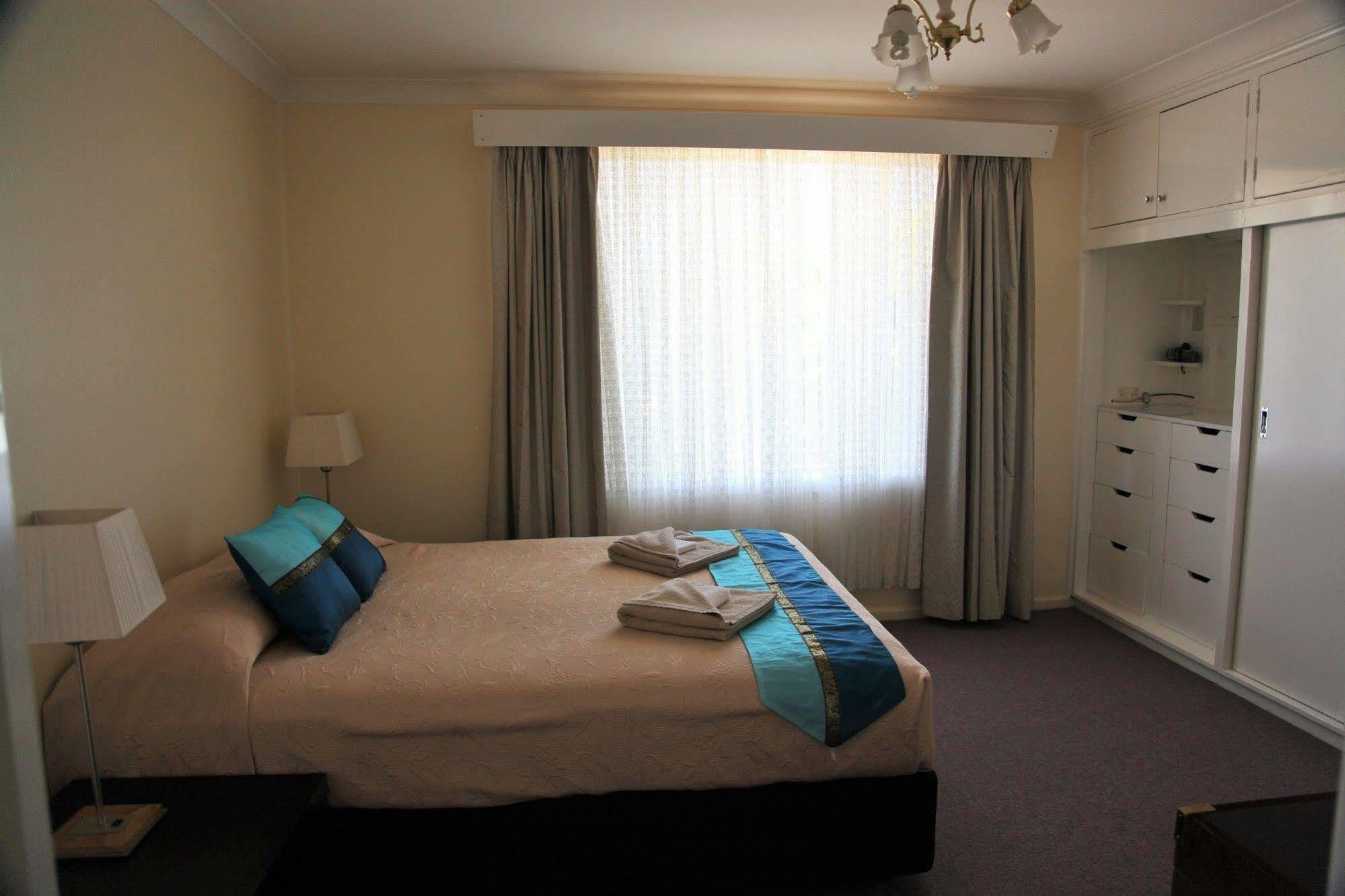 Titania Motel Oberon Extérieur photo
